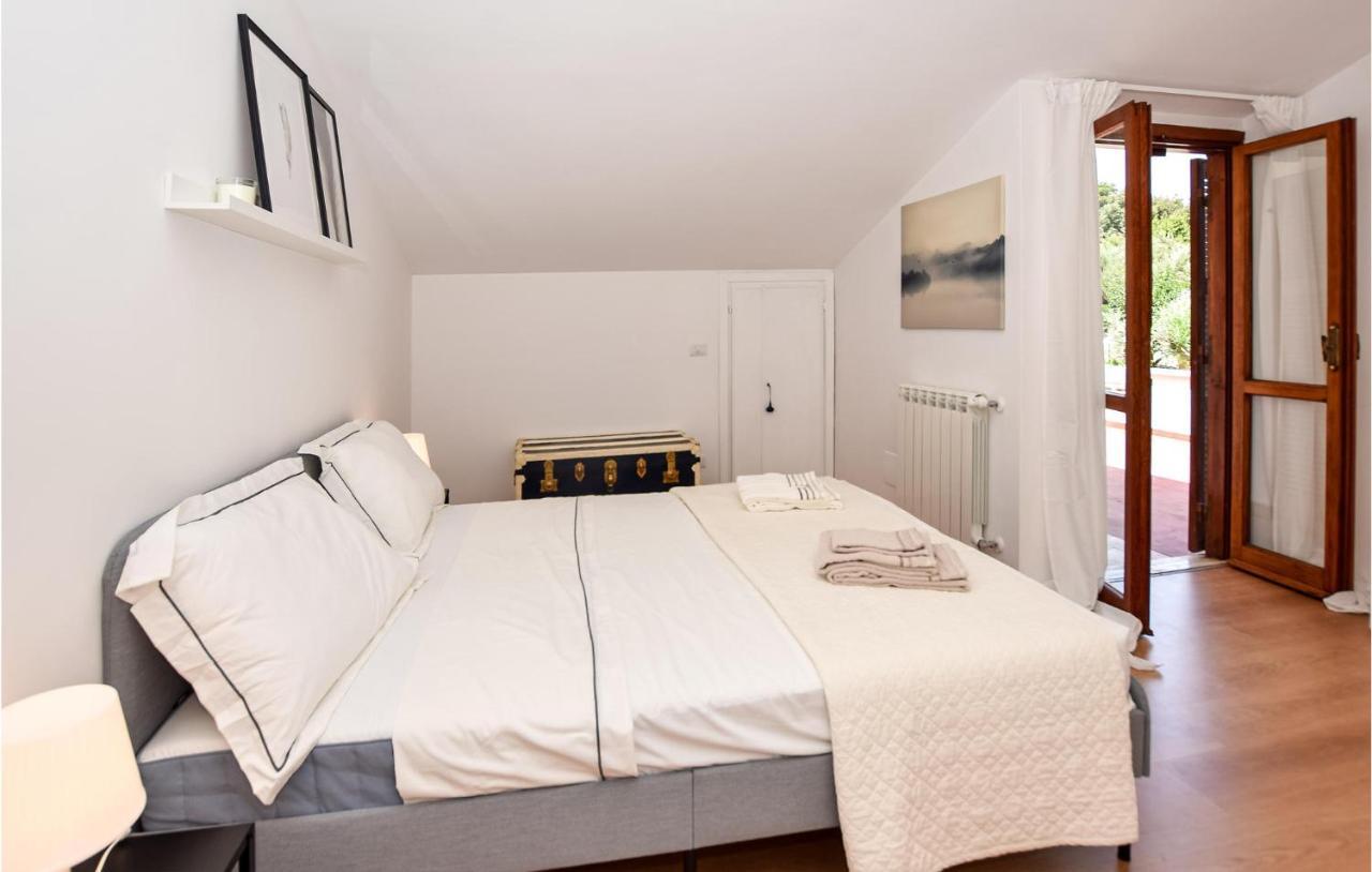 Cozy Home In Anguillara Sabazia With Kitchenette Exteriér fotografie